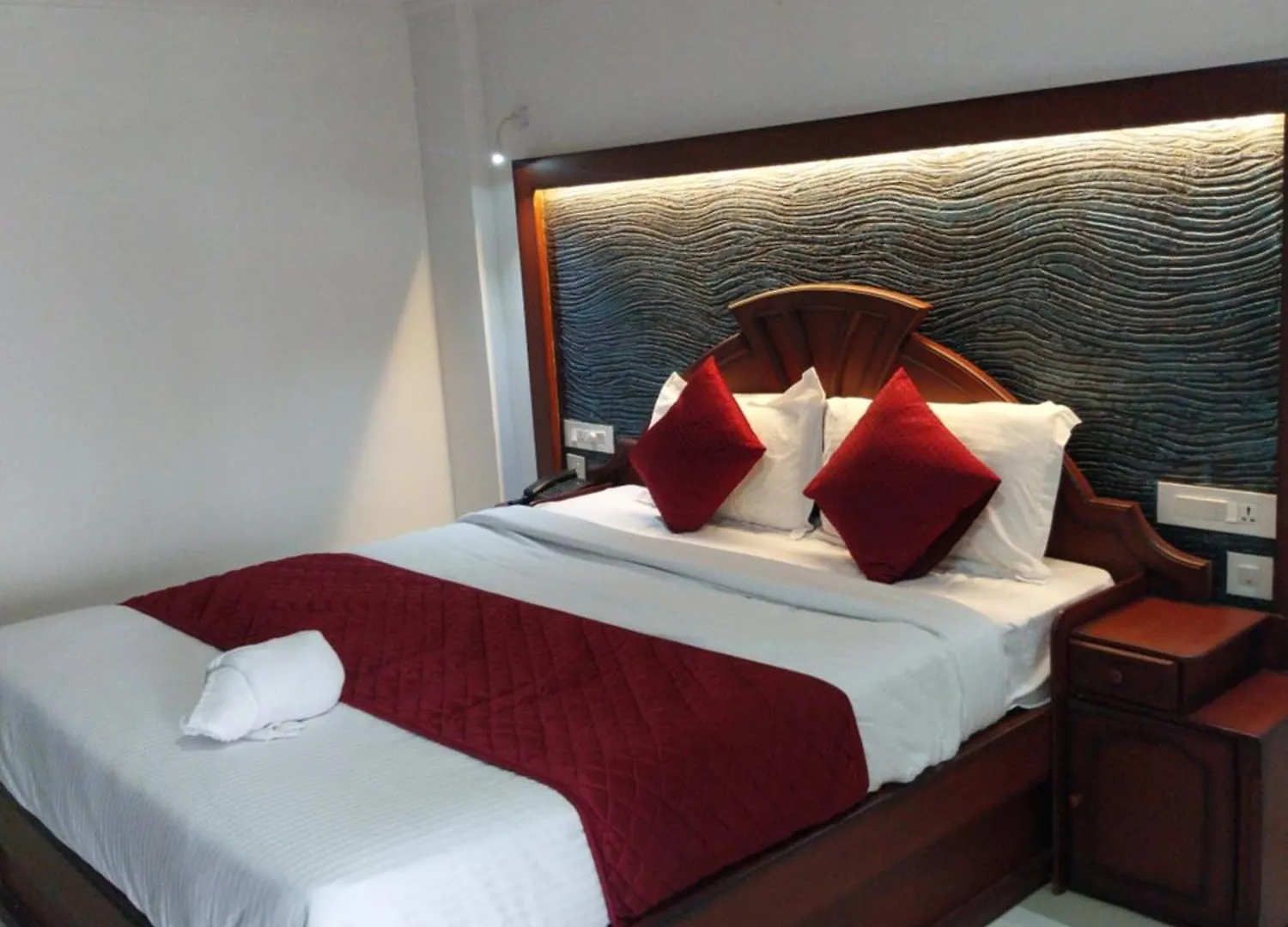 Hotel Savera Park Thrissur