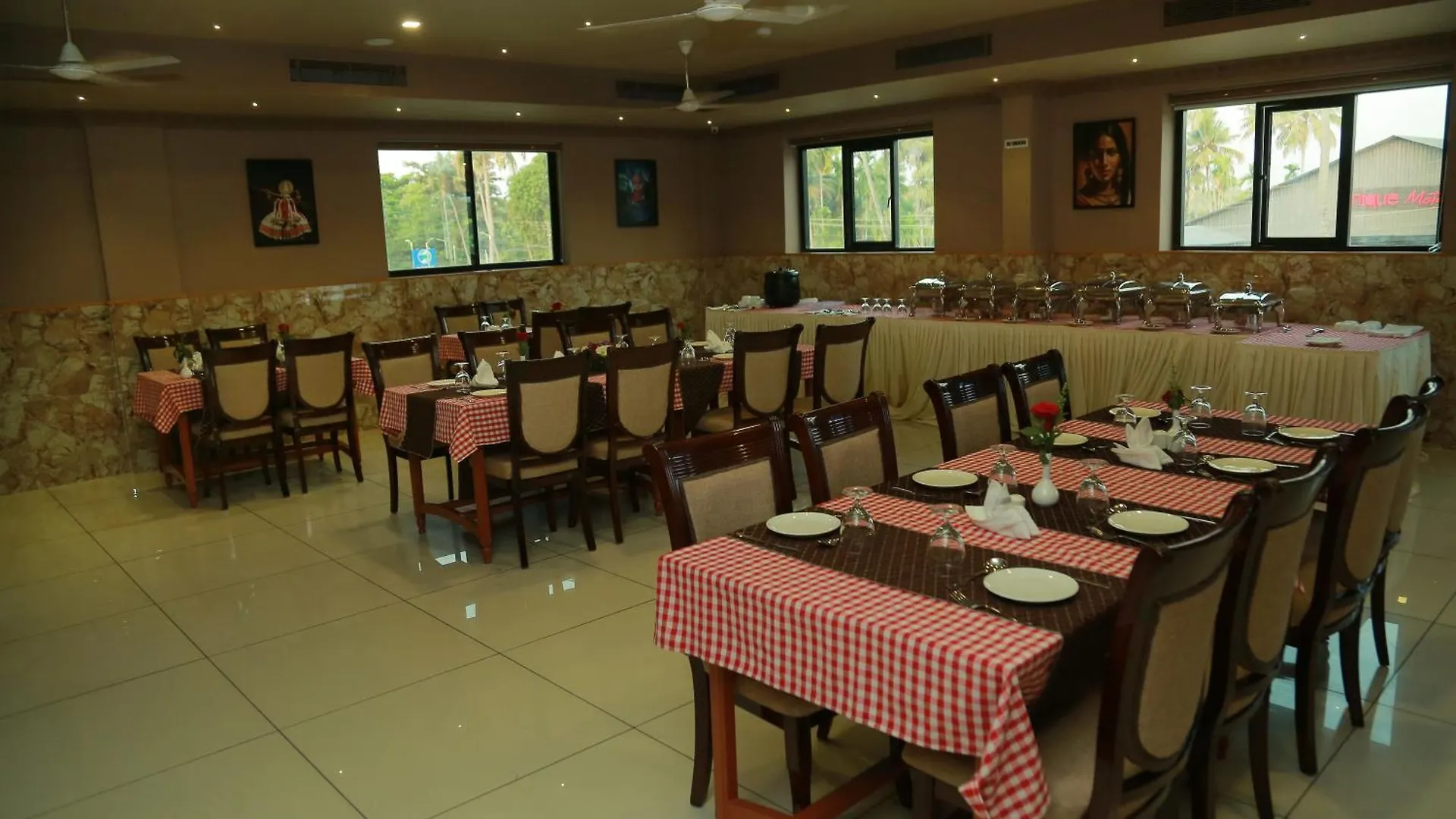 Hotel Savera Park Thrissur