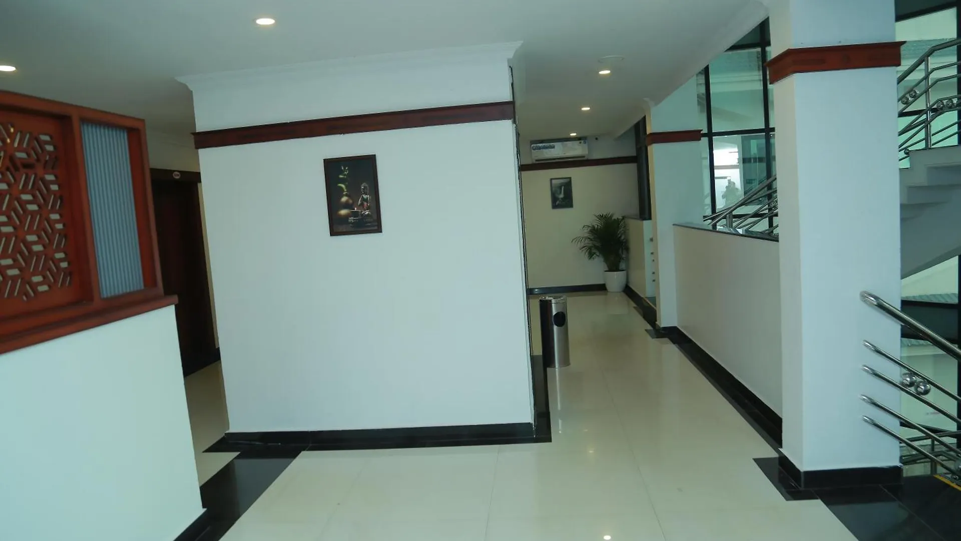 Hotel Savera Park Thrissur