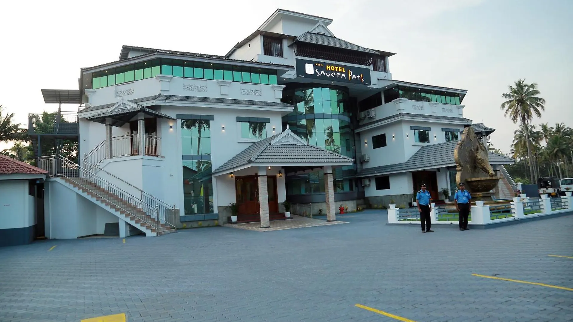 Hotel Savera Park Thrissur