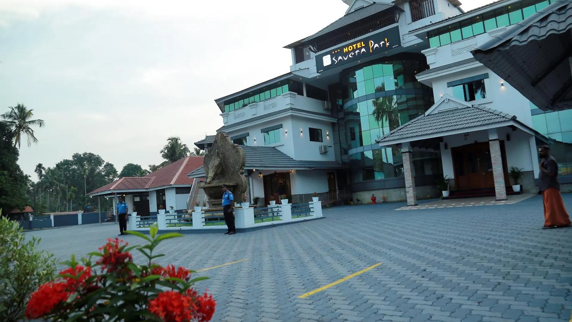 Hotel Savera Park Thrissur