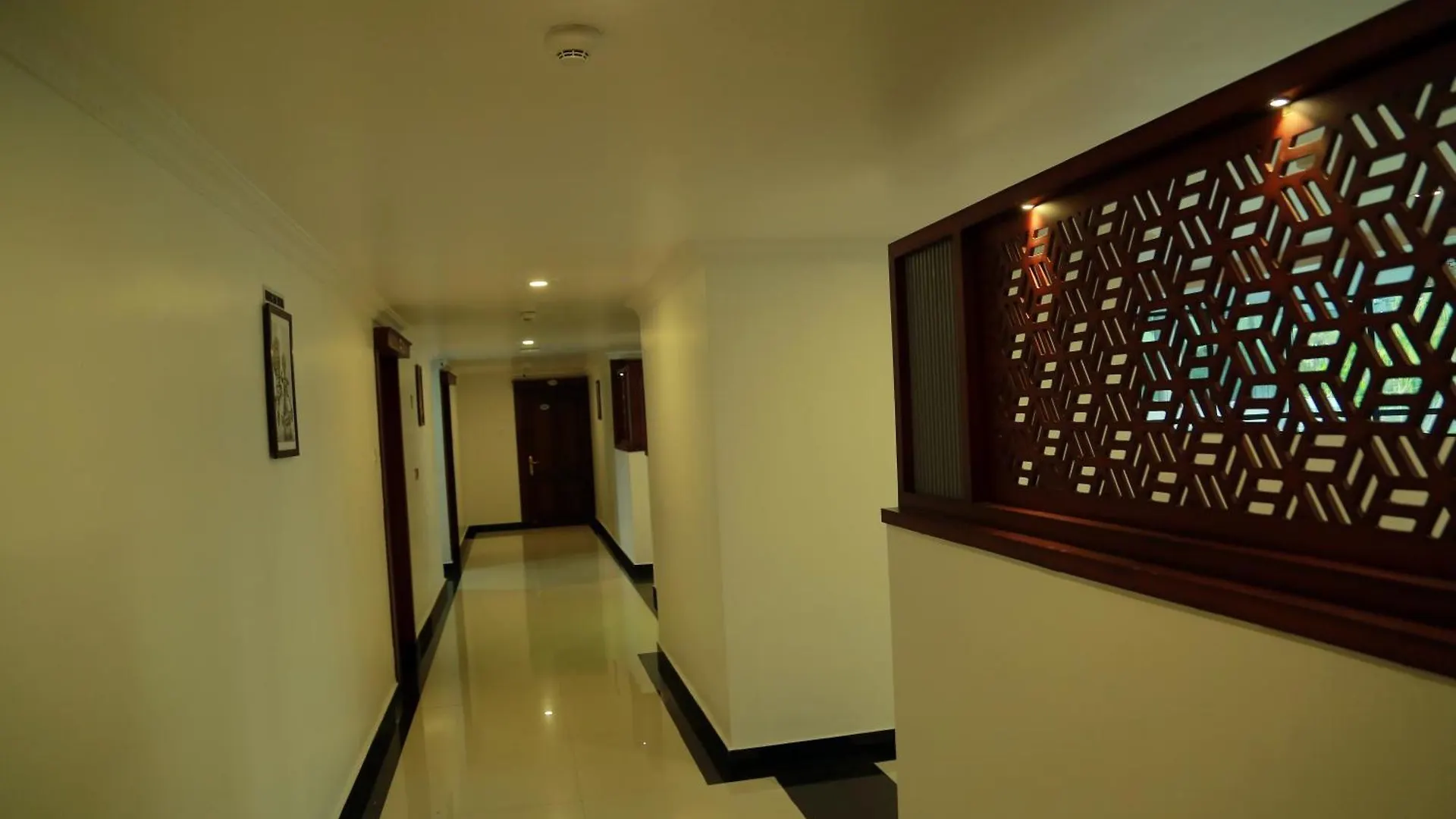 Hotel Savera Park Thrissur